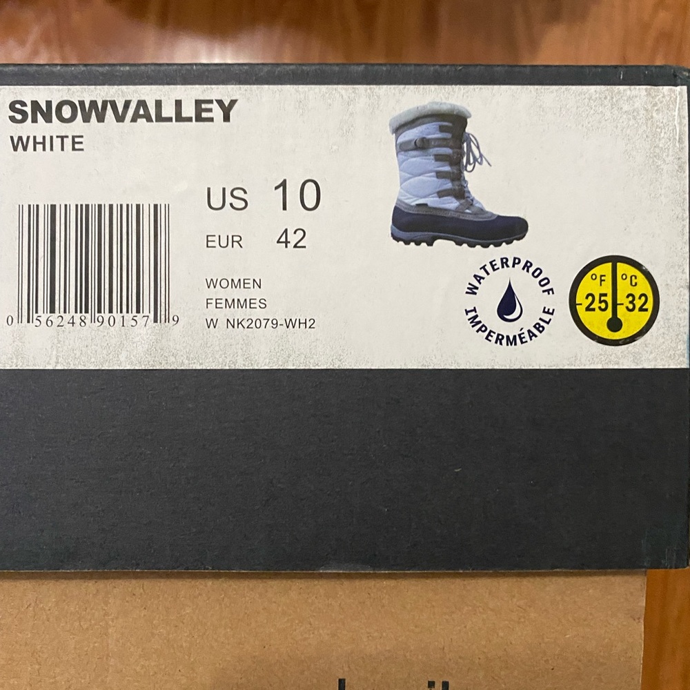 EUC KAMIK WOMENS SNOWVALLEY BOOTS - Picture 2 of 5